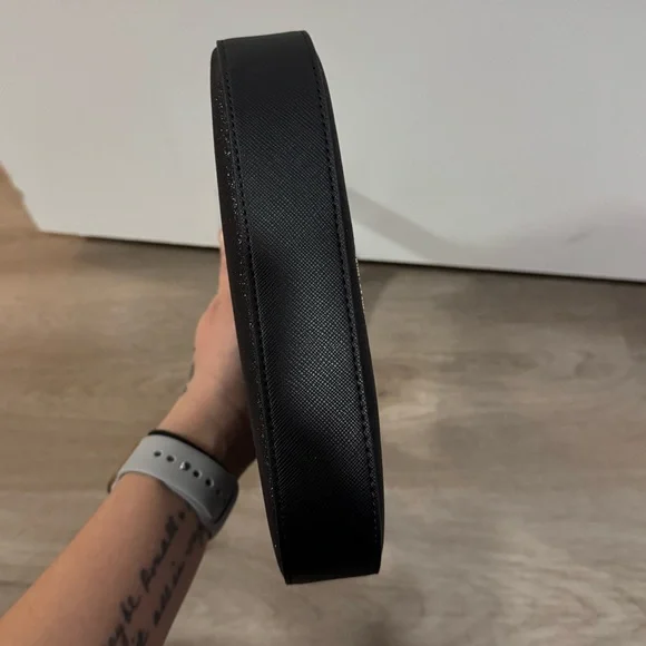 Kate Spade Black Sparkly Textured Shoulder Bag with Crescent Design NWT - Picture 10 of 12